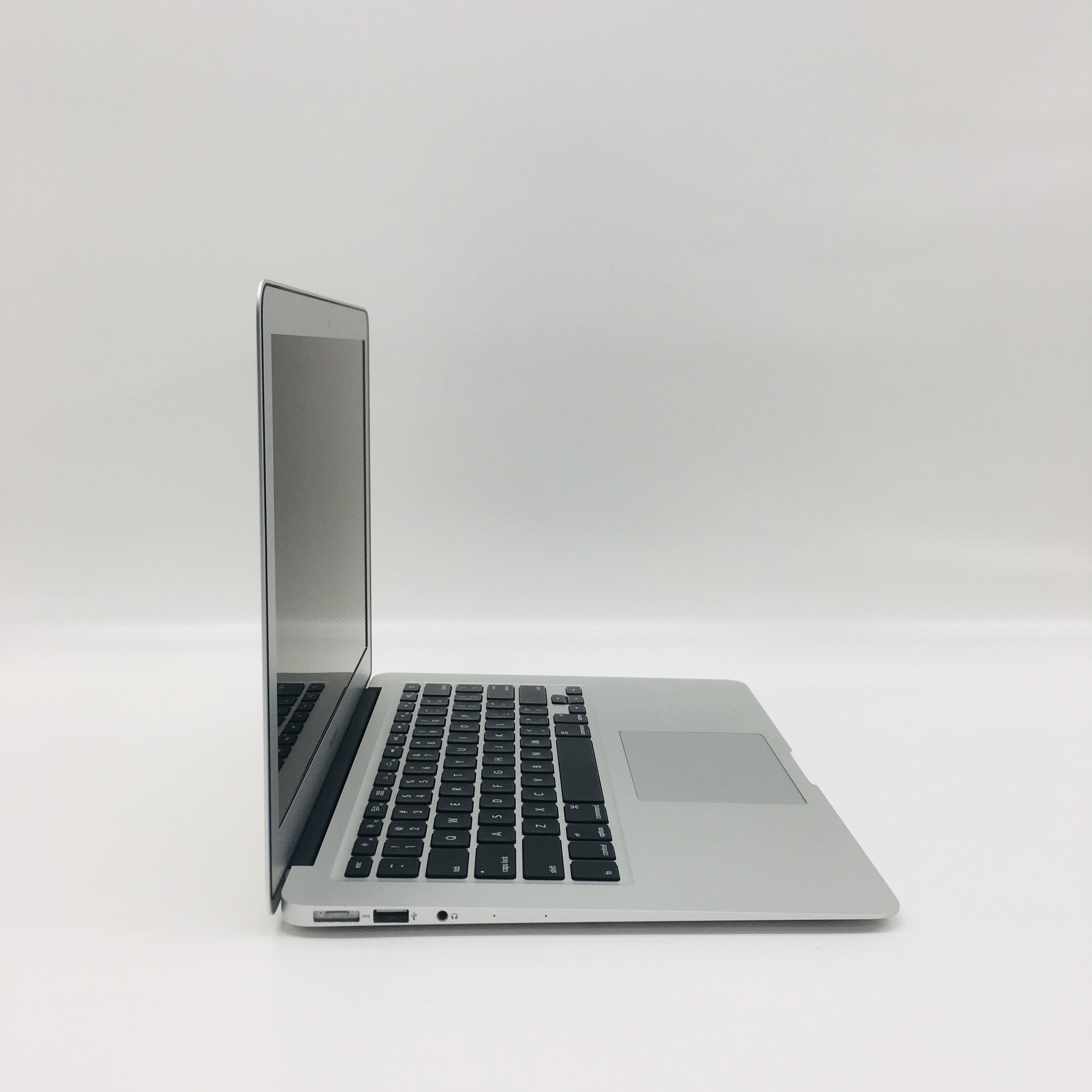MacBook Air 13" Mid 2017 (Intel Core i5 1.8 GHz 8 GB RAM 512 GB SSD), Intel Core i5 1.8 GHz, 8 GB RAM, 512 GB SSD, image 4
